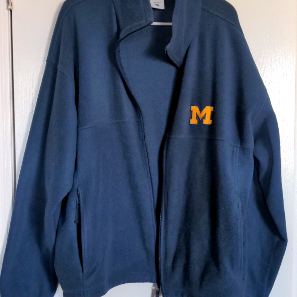 Columbia Michigan zip up jacket